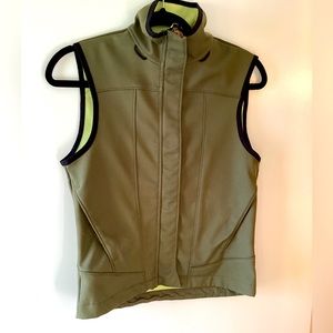 Columbia vest convert board wear green size XS